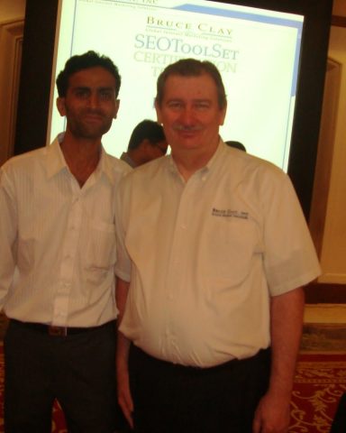 Afzal-Khan-with_Bruce-Clay_DSC06803